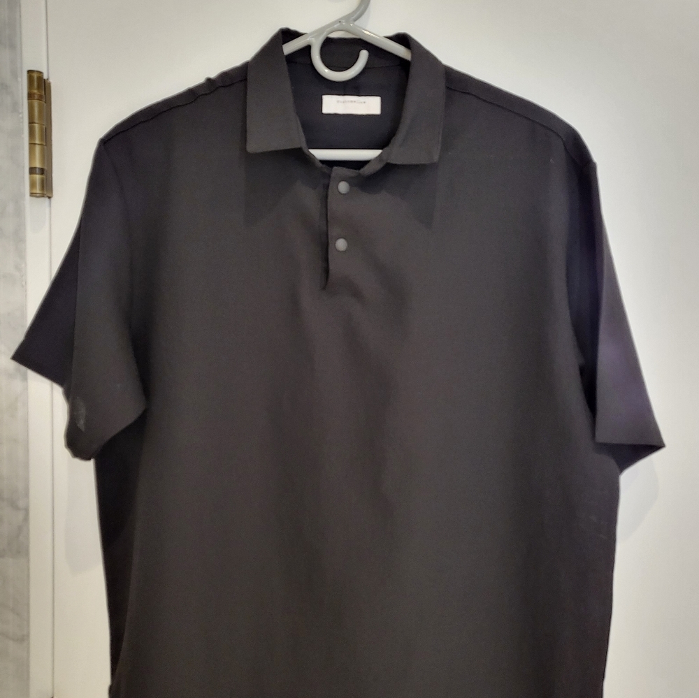 customellow black 2-button-up t-shirt